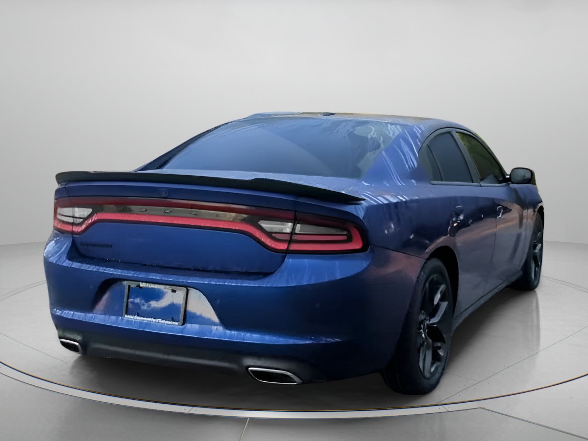 Used 2021 Dodge Charger SXT w/ Blacktop Package RWD image 26