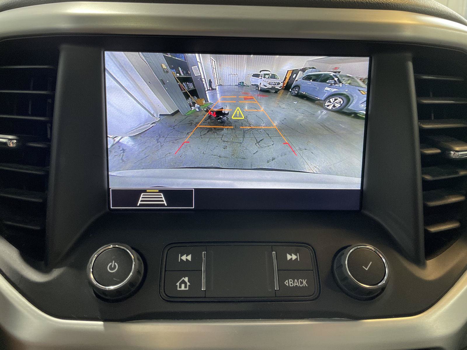 Used 2020 GMC Acadia SLT AWD/4WD image 33