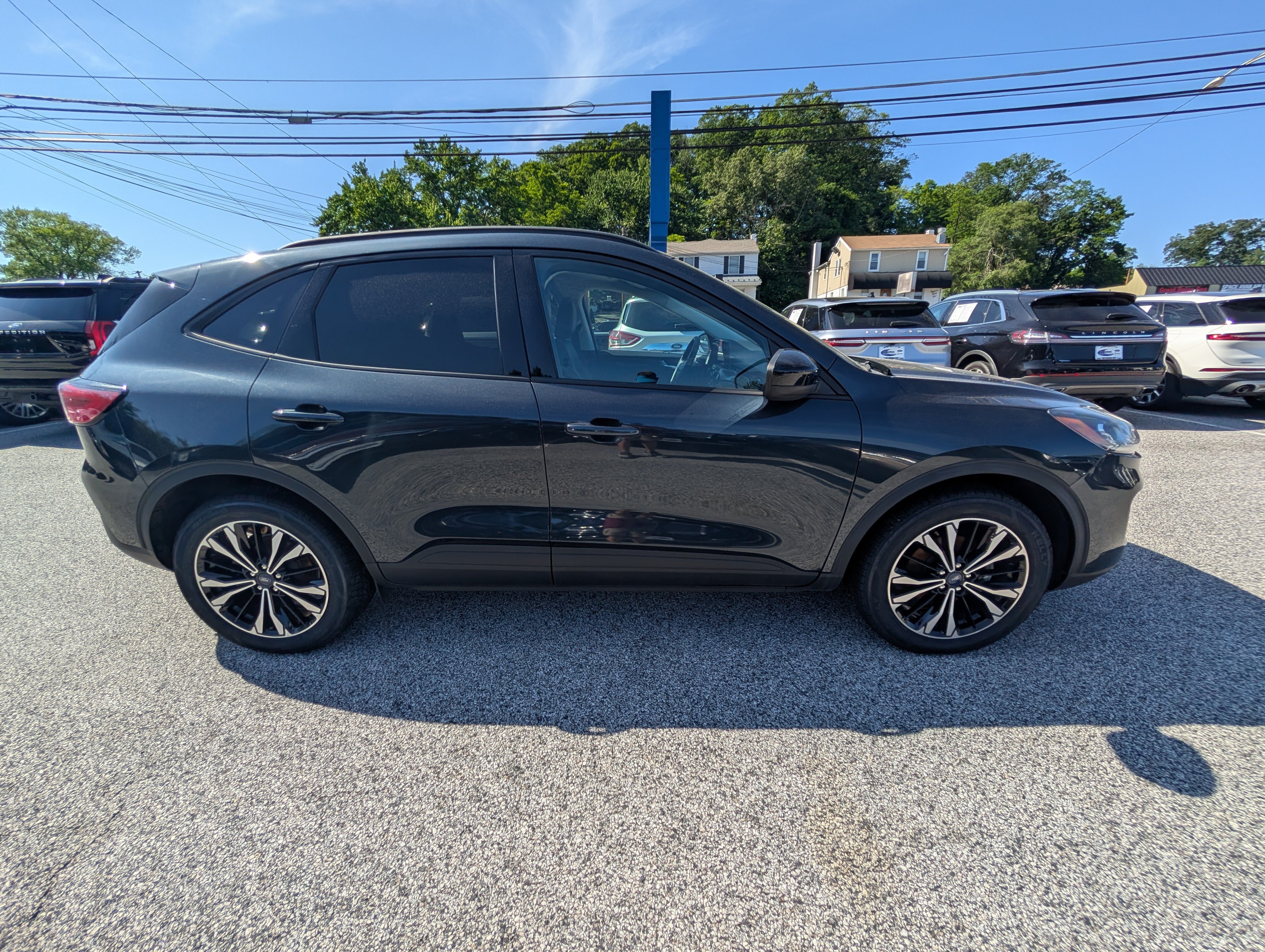 Certified 2022 Ford Escape SEL w/ SEL Stealth AWD Package image 8