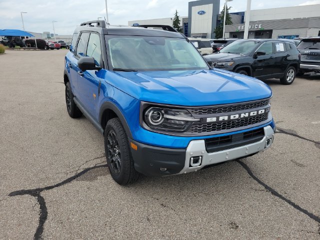 Certified 2025 Ford Bronco Sport Badlands AWD/4WD image 7