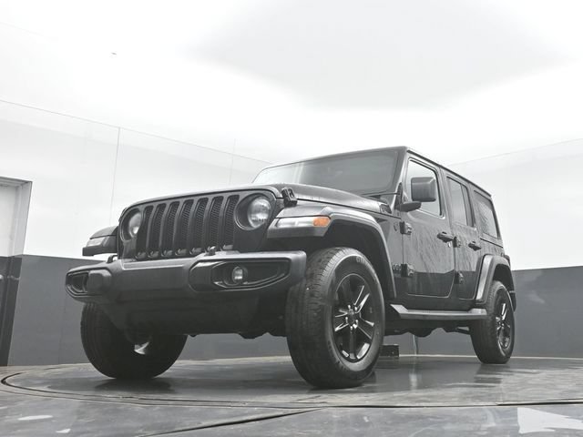 Used 2020 Jeep Wrangler Unlimited Sahara AWD/4WD image 38