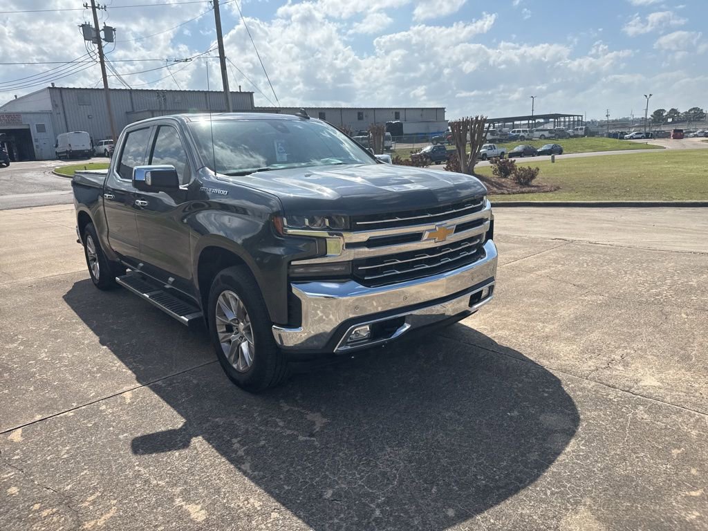 Used 2020 Chevrolet Silverado 1500 LTZ w/ LTZ Premium Package image 19