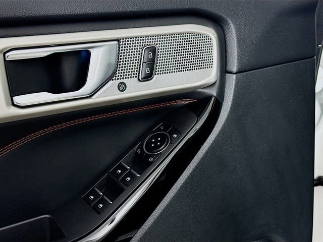 Certified 2023 Ford Explorer ST-Line w/ Class IV Trailer Tow Package image 19