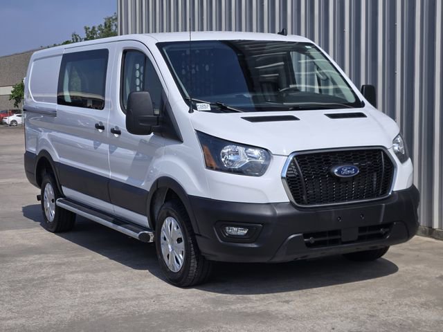 Certified 2025 Ford Transit 250 Low Roof w/ Exterior Upgrade Package RWD image 6