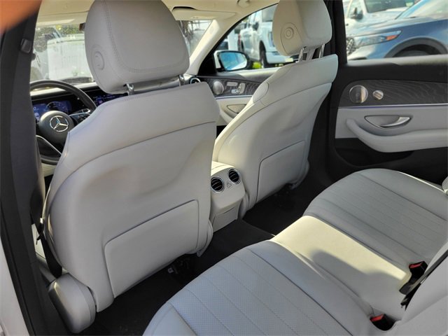 Used 2022 Mercedes-Benz E 350 Sedan image 9