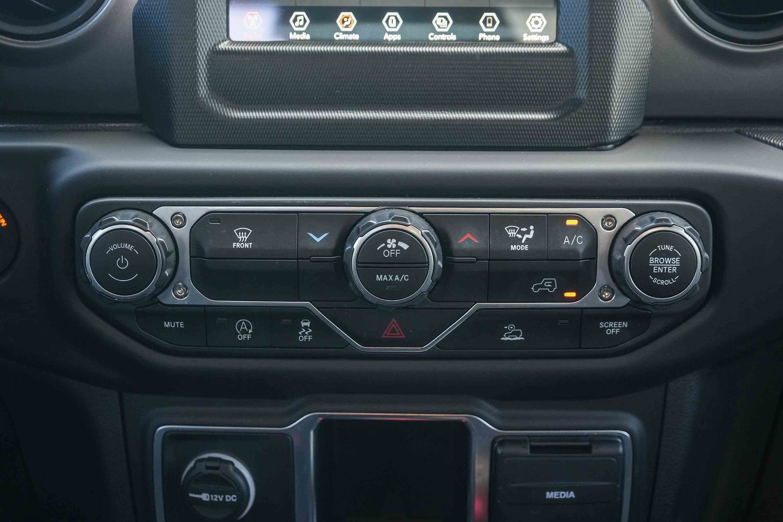 Used 2023 Jeep Gladiator Sport AWD/4WD image 15