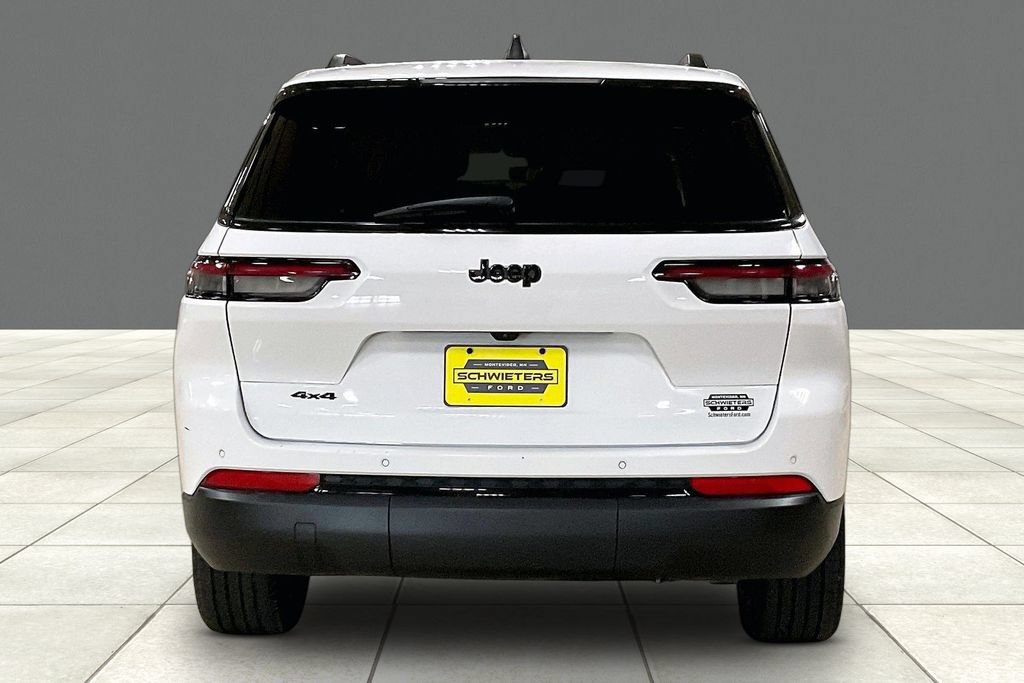 Used 2023 Jeep Grand Cherokee L Laredo AWD/4WD image 4