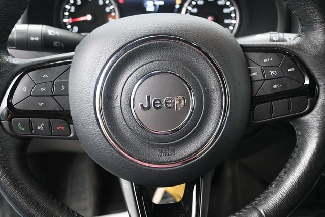 Used 2022 Jeep Renegade Altitude w/ Convenience Group AWD/4WD image 10