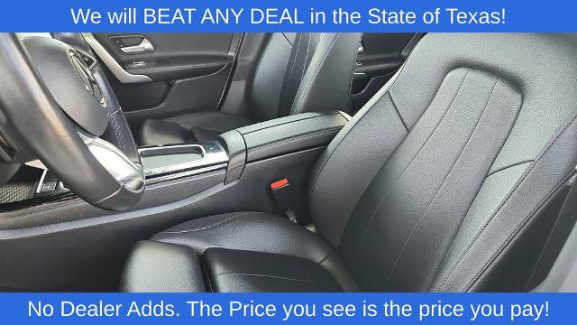 Used 2025 Mercedes-Benz CLA 250 image 11