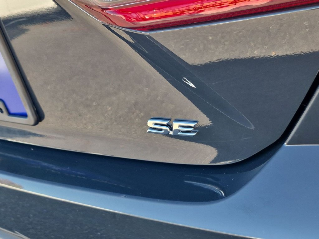 Used 2025 Toyota Camry SE FWD image 24