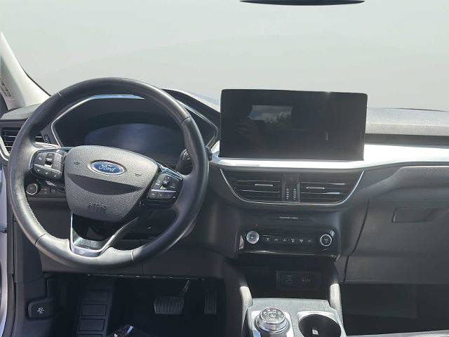 Certified 2023 Ford Escape Platinum AWD/4WD image 26