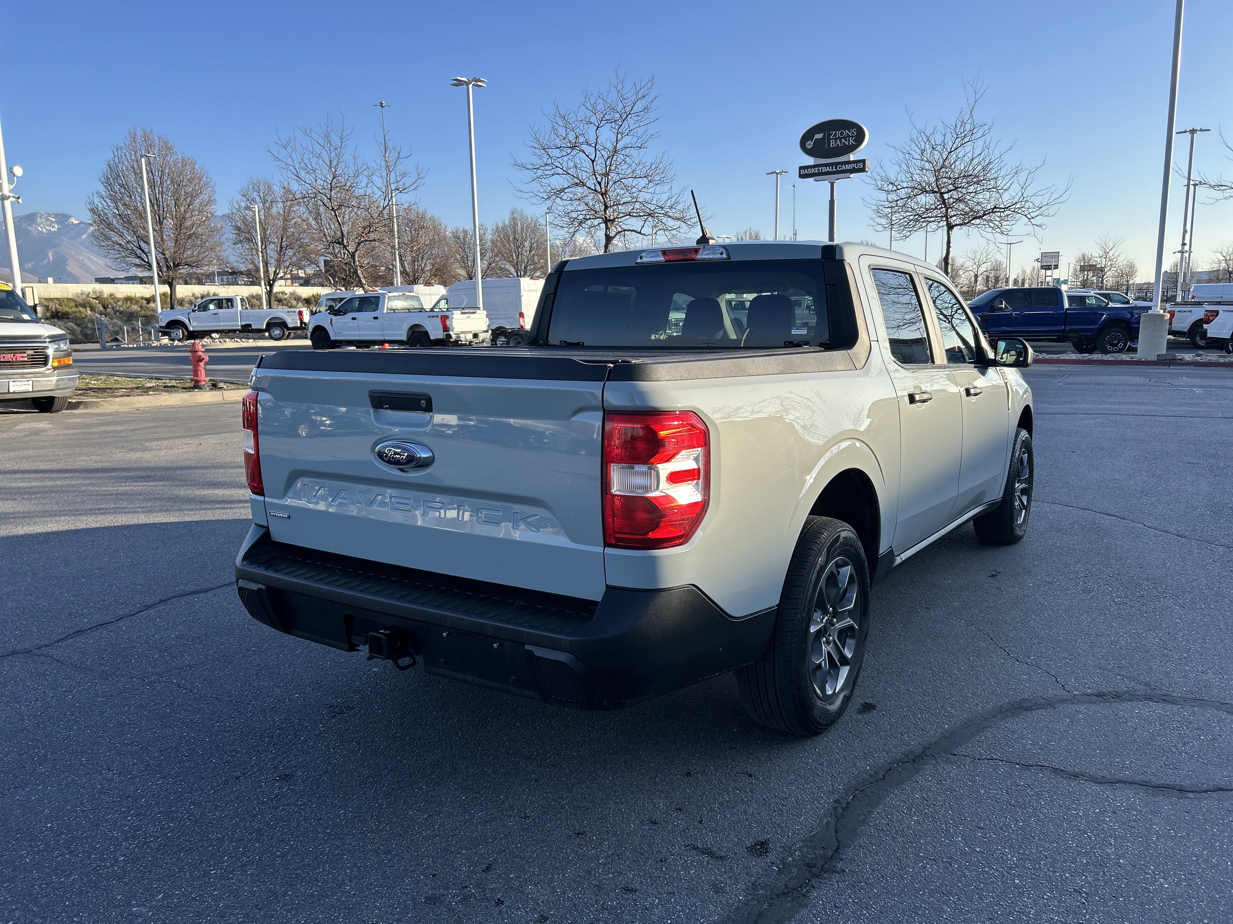 Certified 2022 Ford Maverick XLT image 5