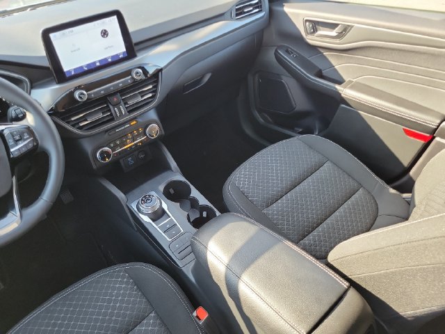 Certified 2023 Ford Escape Active AWD/4WD image 31