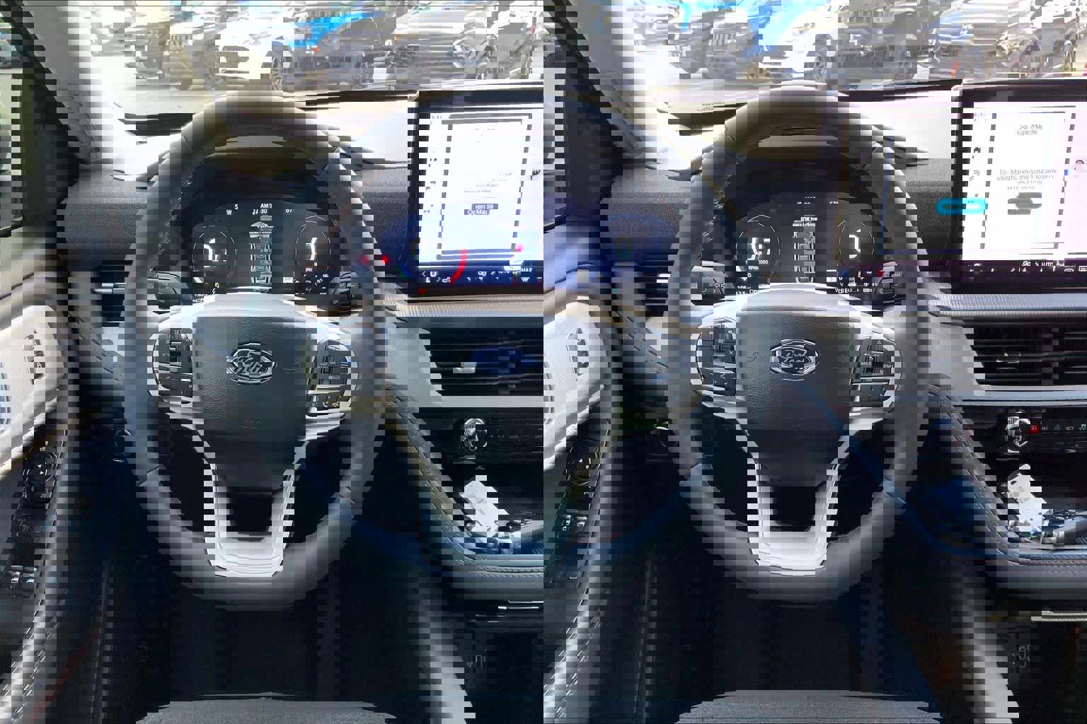 Certified 2025 Ford Explorer Active image 7