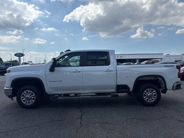 Used 2025 Chevrolet Silverado 2500 LT w/ Convenience Package image 5