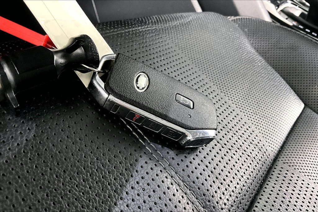Used 2021 Kia Telluride EX w/ EX Premium Package FWD image 10