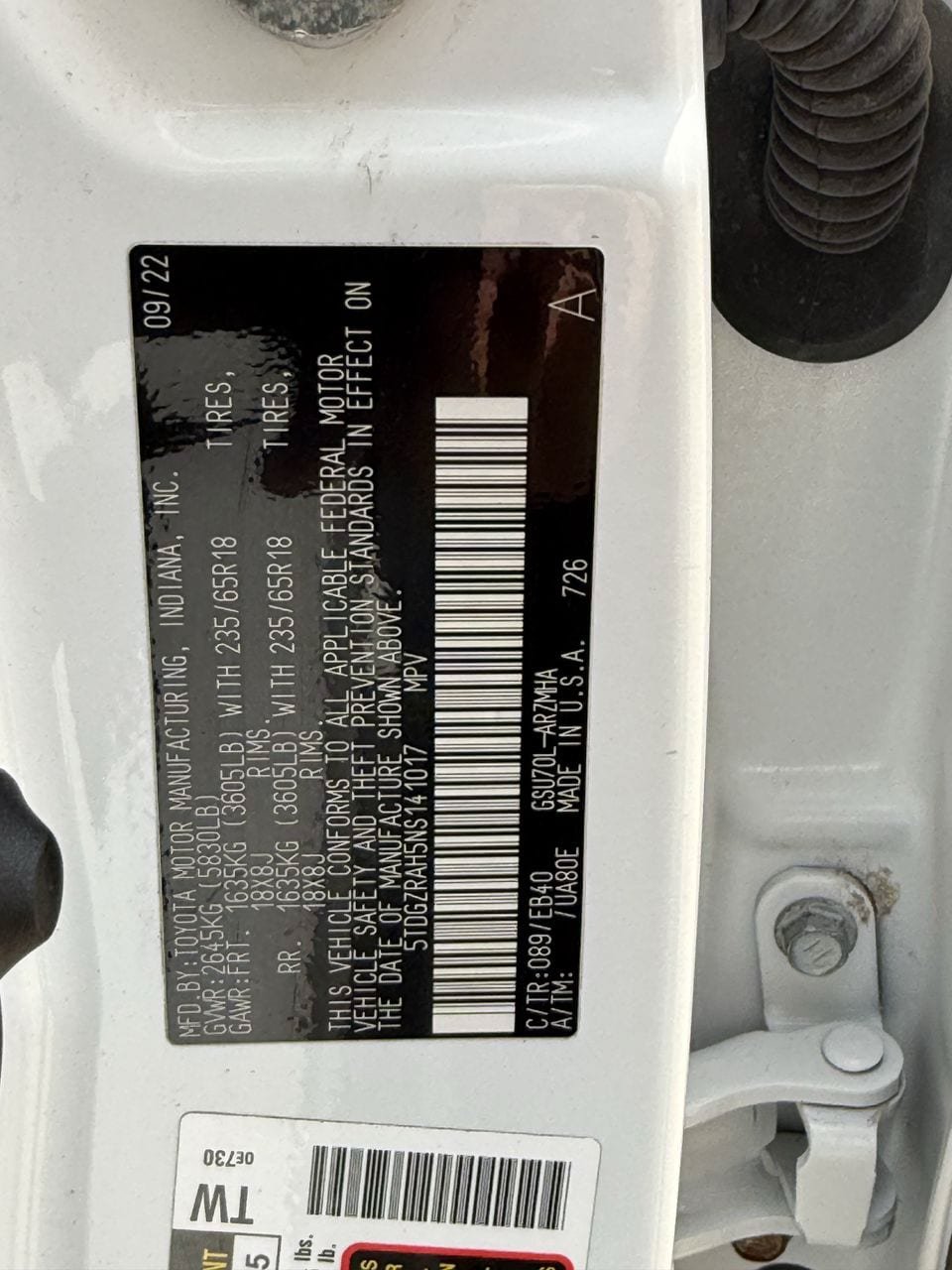 Used 2022 Toyota Highlander XLE FWD image 32