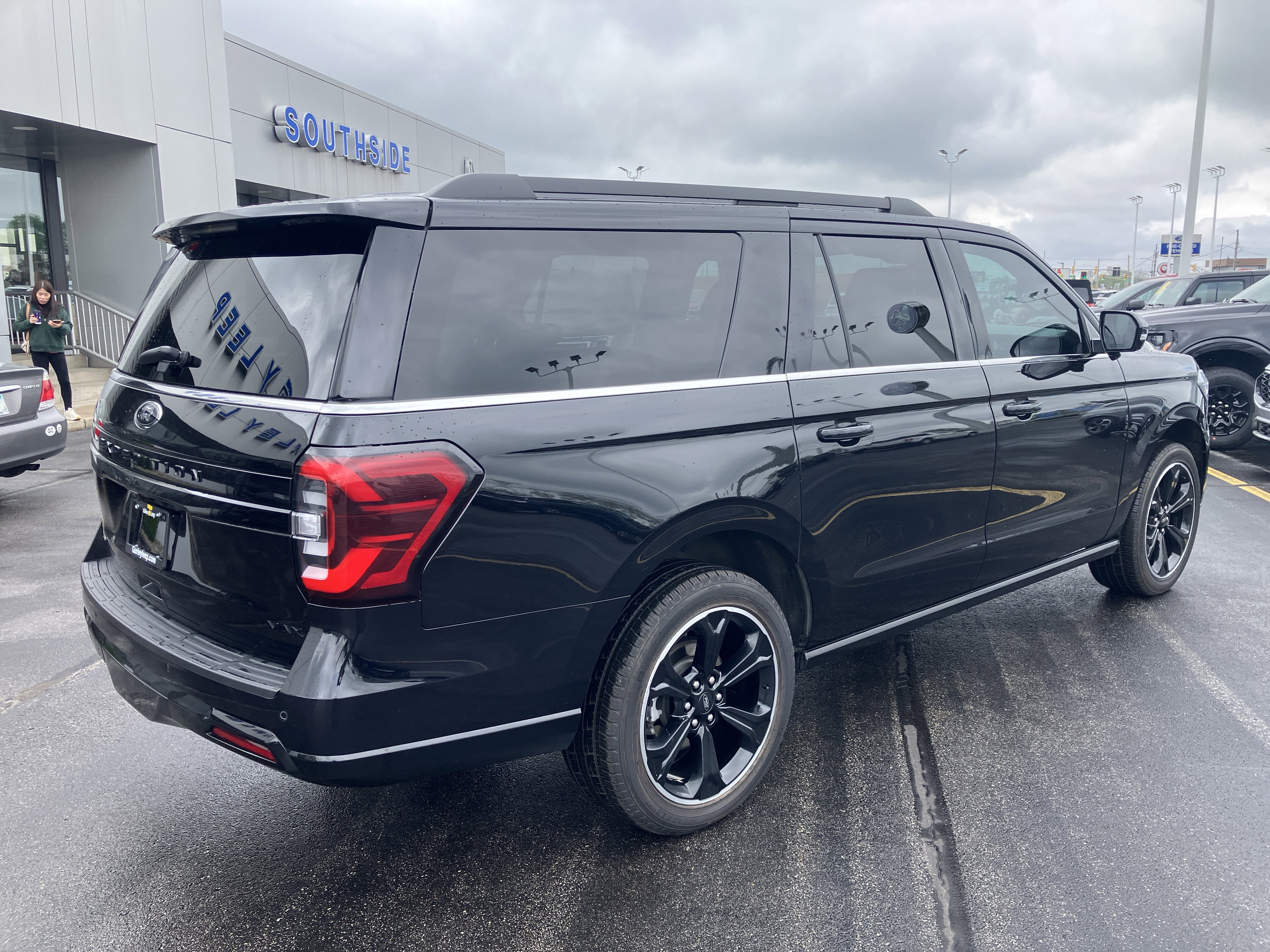Certified 2023 Ford Expedition Max Limited AWD/4WD image 7