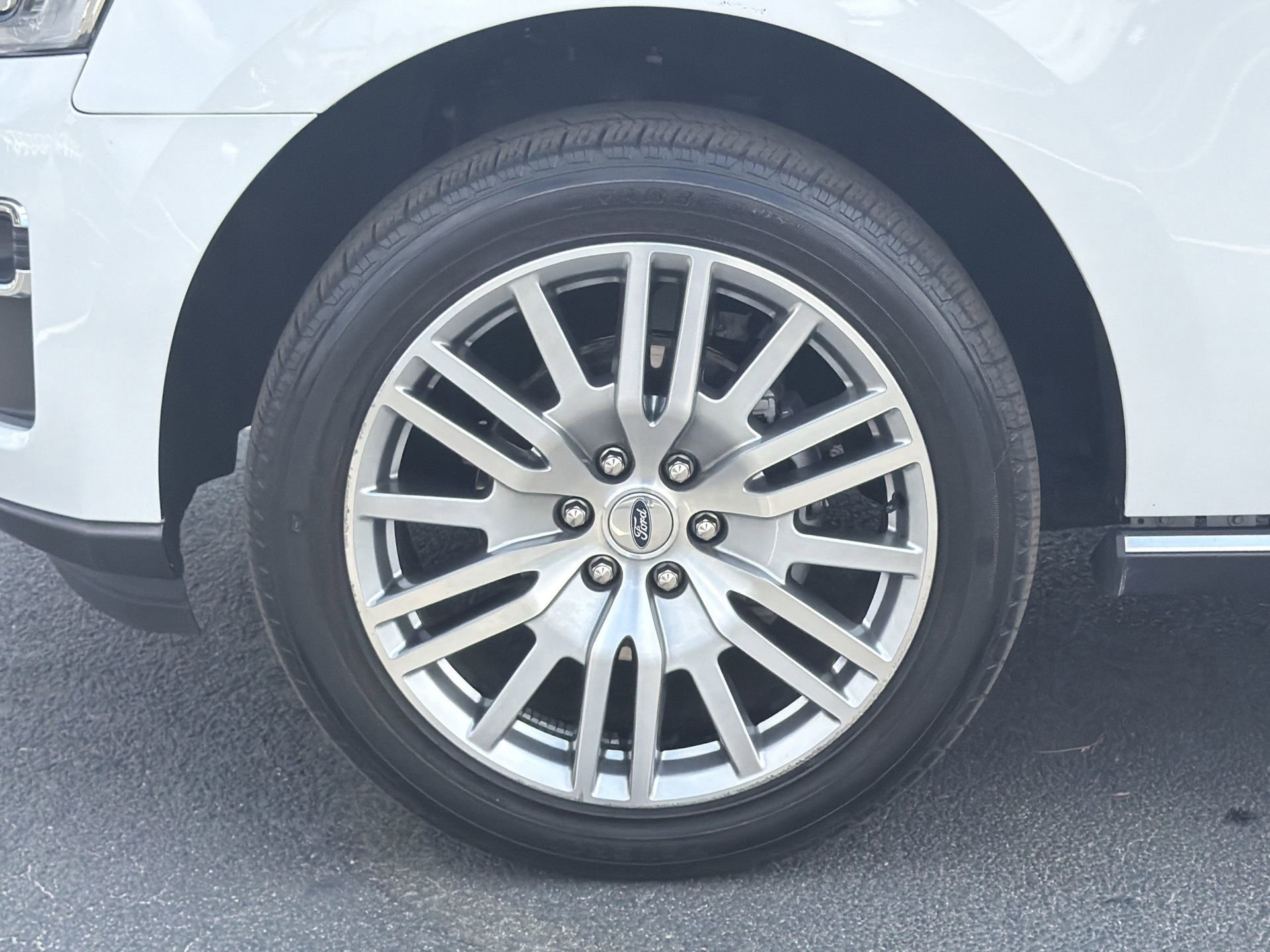 Certified 2024 Ford Expedition Limited AWD/4WD image 42
