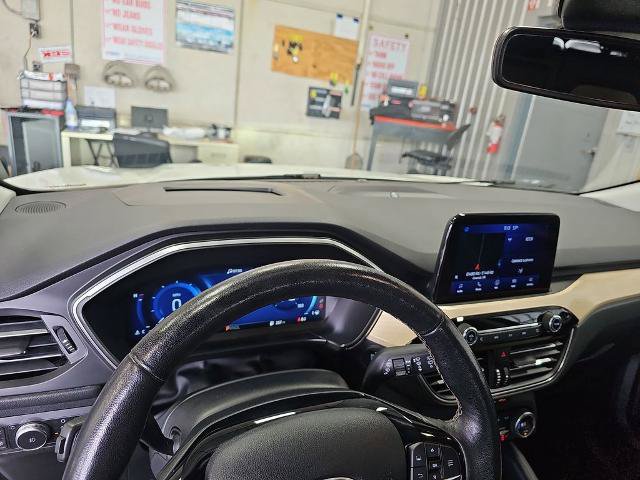 Certified 2021 Ford Escape Titanium w/ Titanium Elite Package FWD image 22