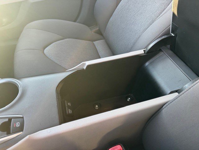 Used 2022 Toyota Camry LE FWD image 20