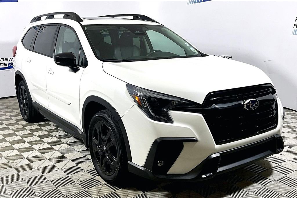 Used 2024 Subaru Ascent Onyx Edition AWD/4WD image 3