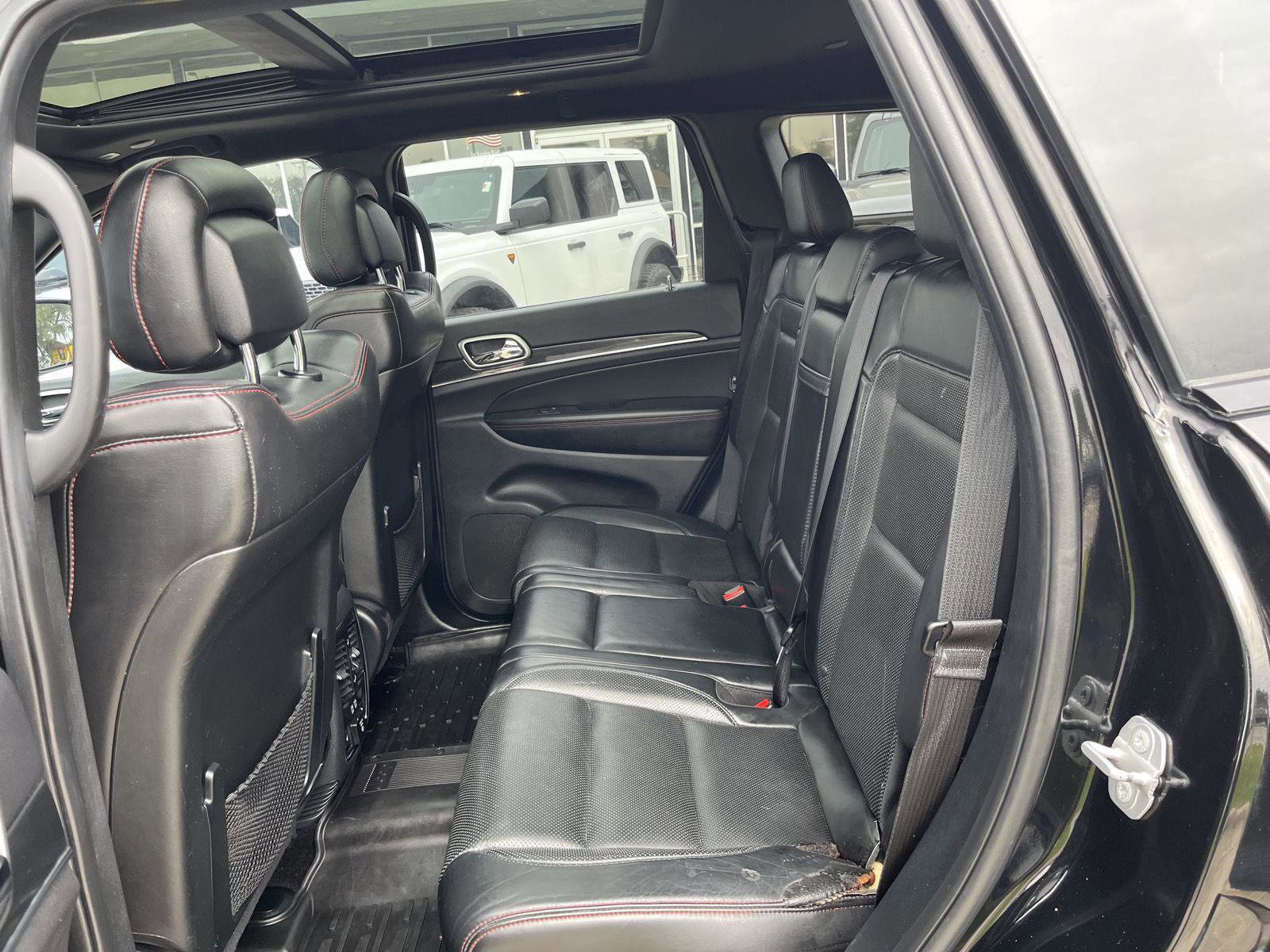 Used 2018 Jeep Grand Cherokee Trailhawk w/ Trailhawk Luxury Group image 15