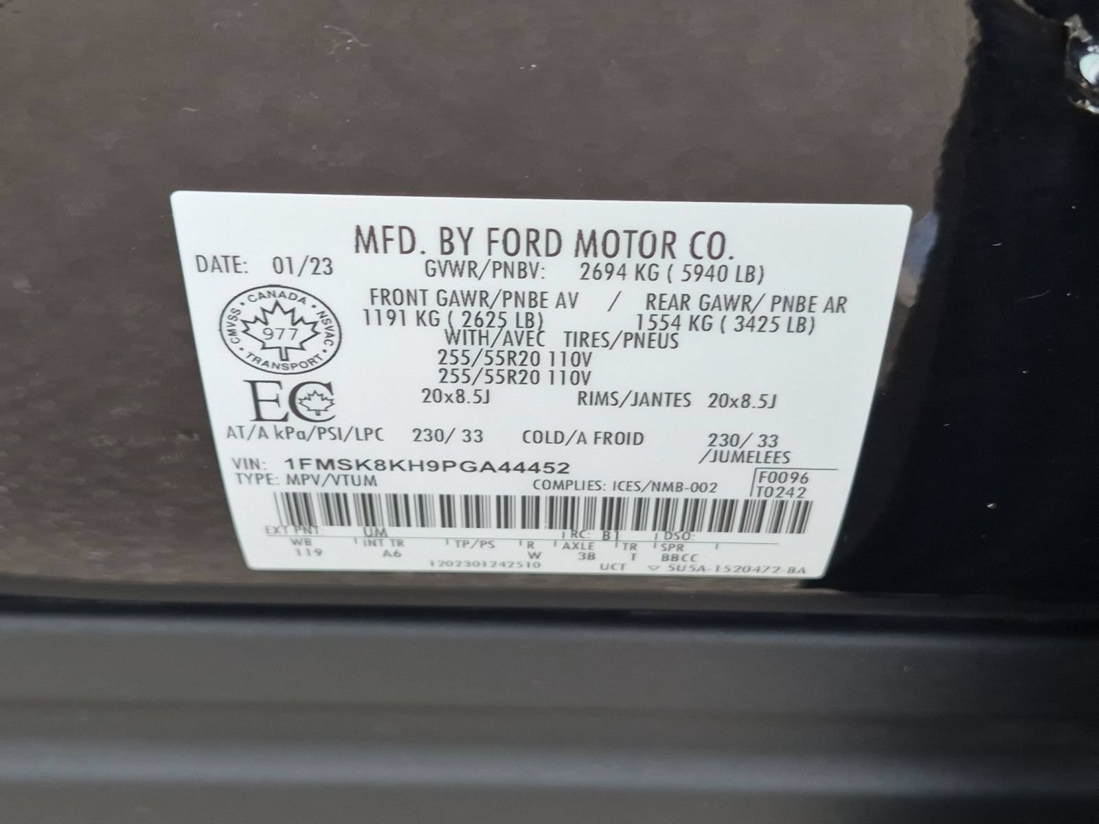 Certified 2023 Ford Explorer ST-Line w/ Class IV Trailer Tow Package AWD/4WD image 34