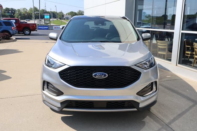Certified 2024 Ford Edge ST-Line AWD/4WD image 6