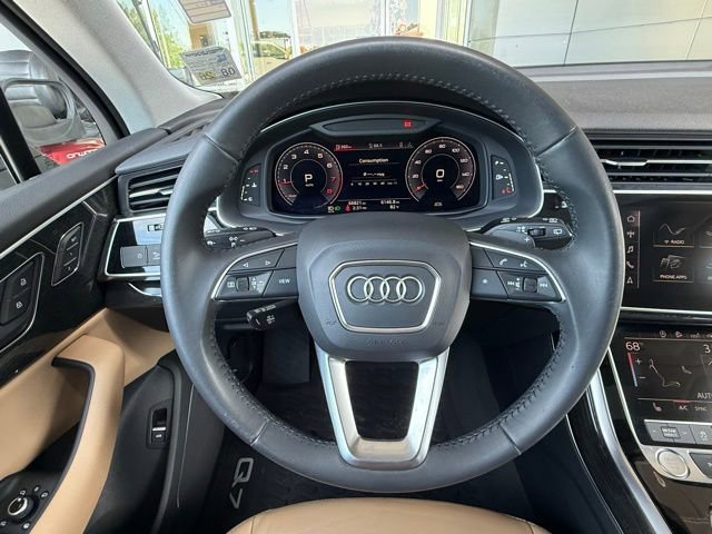 Used 2020 Audi Q7 2.0T Premium AWD/4WD image 25