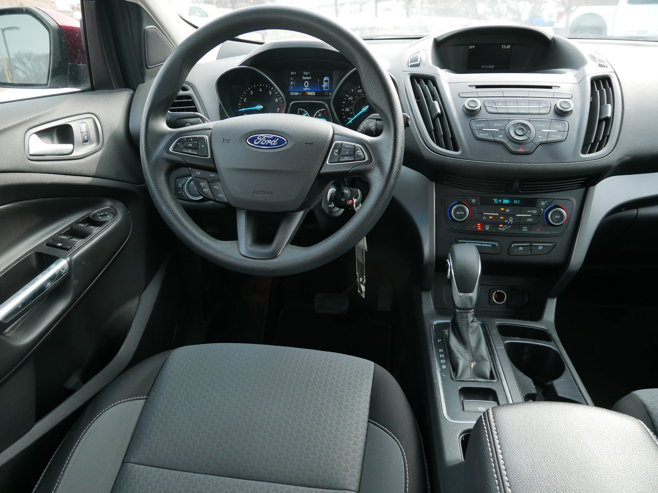 Certified 2018 Ford Escape SE image 15