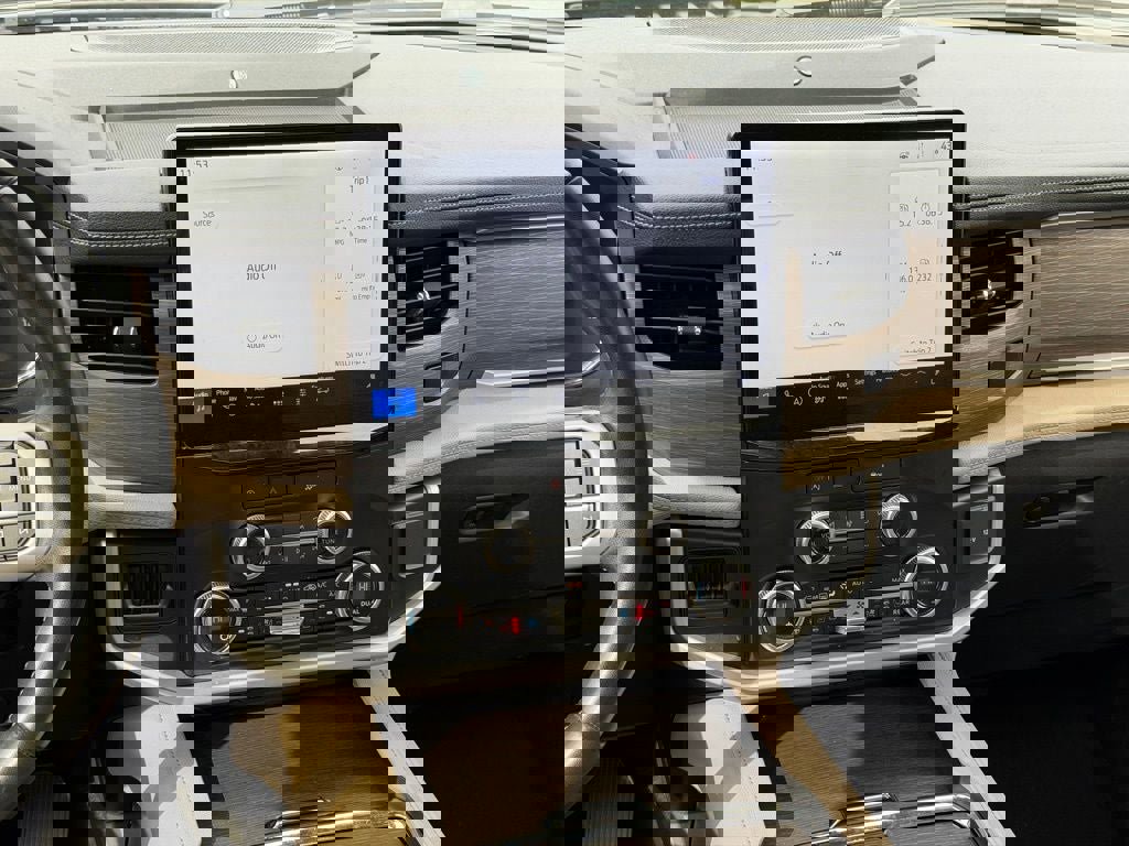 Certified 2024 Ford Expedition Limited image 31