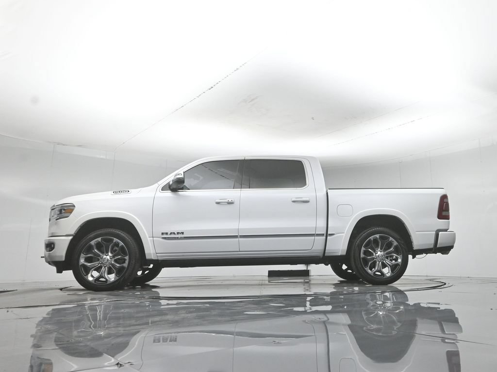 Used 2024 RAM 1500 Limited AWD/4WD image 8