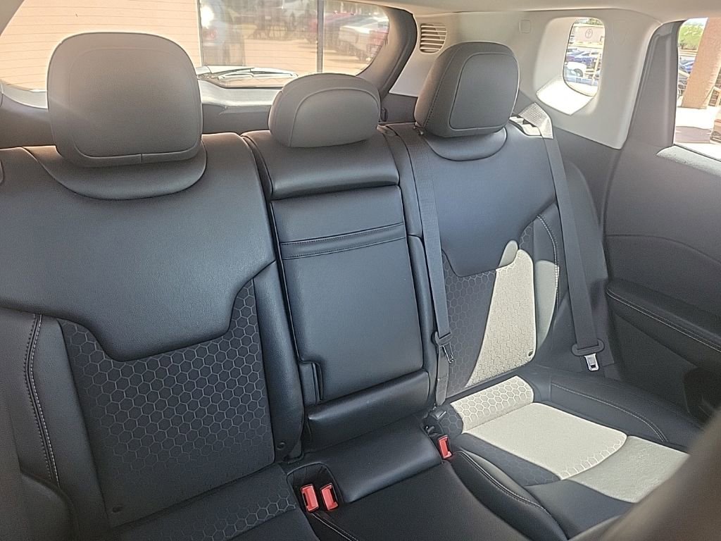 Used 2019 Jeep Compass Latitude w/ Popular Equipment Group FWD image 43