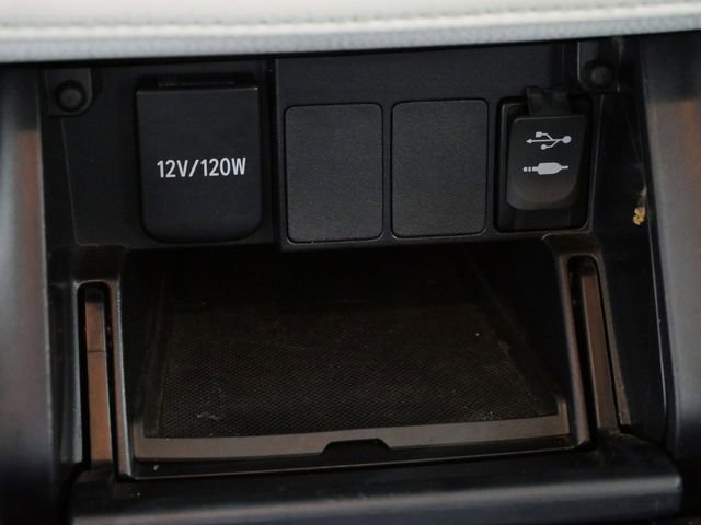Used 2017 Toyota Corolla iM w/ All-Weather Mat Package FWD image 32