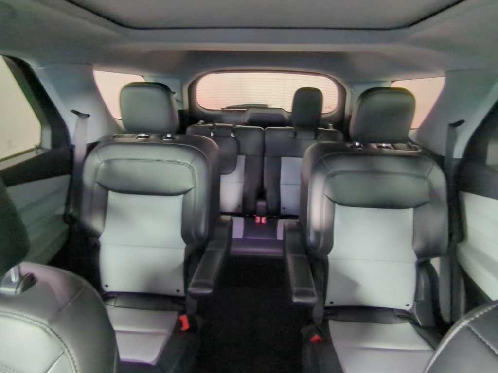 Certified 2023 Ford Explorer XLT w/ Equipment Group 202A image 16