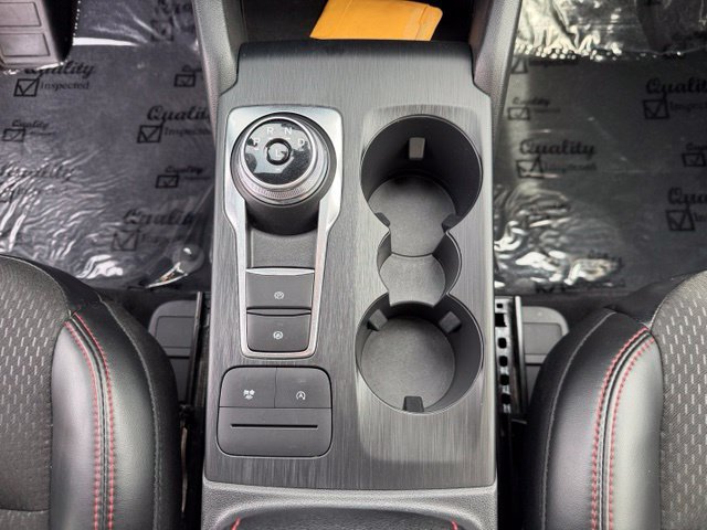 Certified 2025 Ford Escape ST-Line AWD/4WD image 20