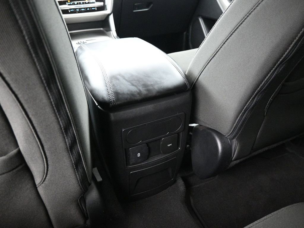 Certified 2023 Ford Explorer XLT image 22