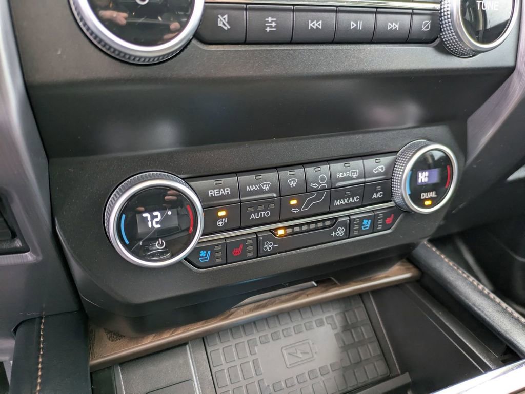 Certified 2021 Ford Expedition Max Platinum image 32