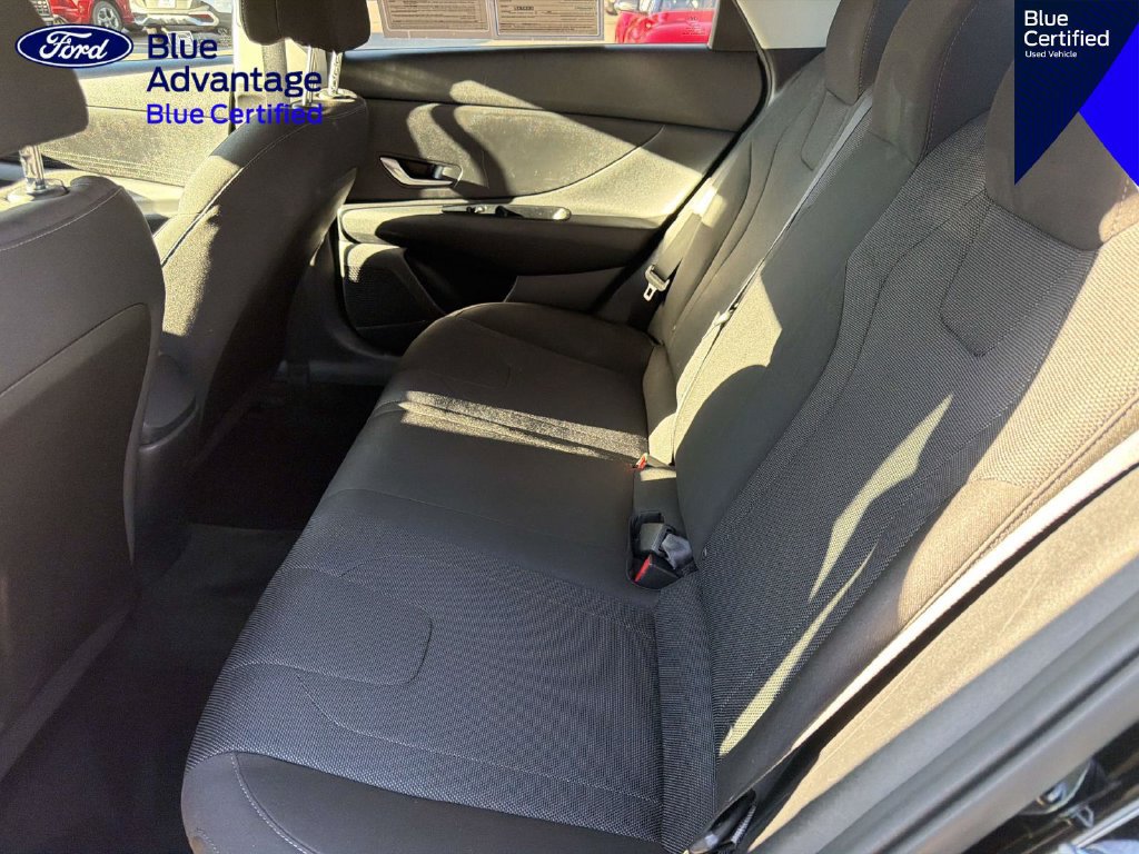 Used 2021 Hyundai Elantra SE FWD image 31