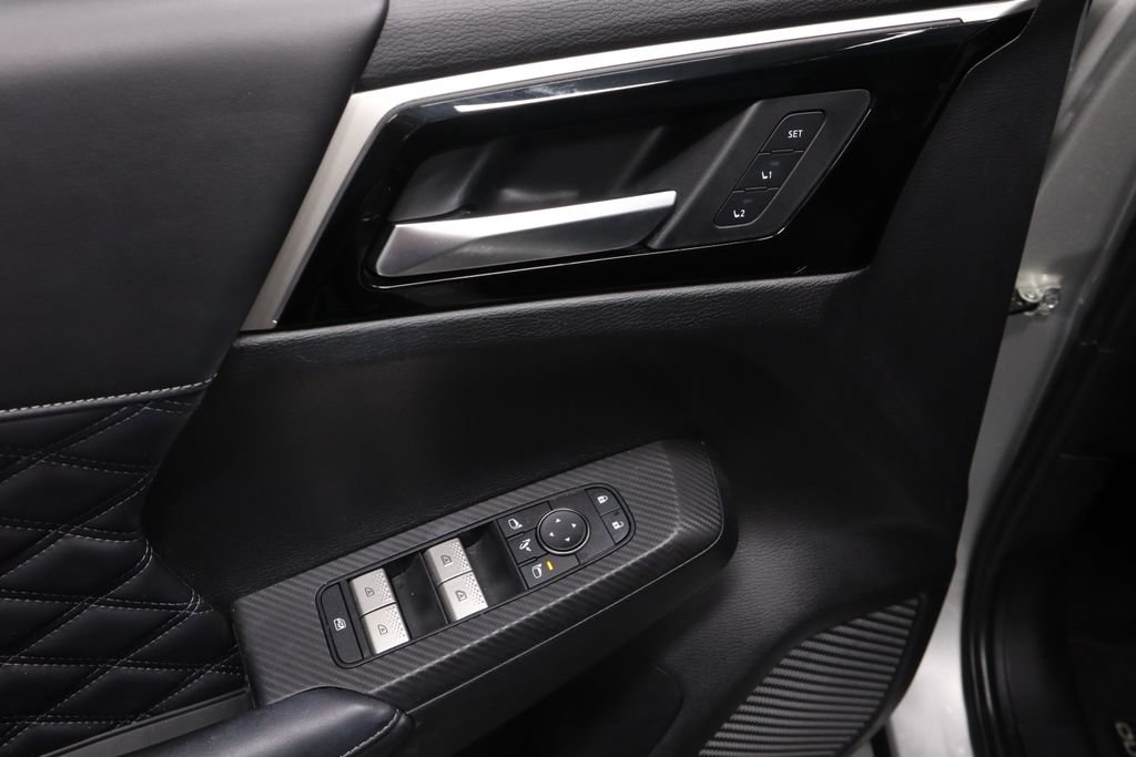 Used 2023 Mitsubishi Outlander SEL Black Edition AWD/4WD image 25