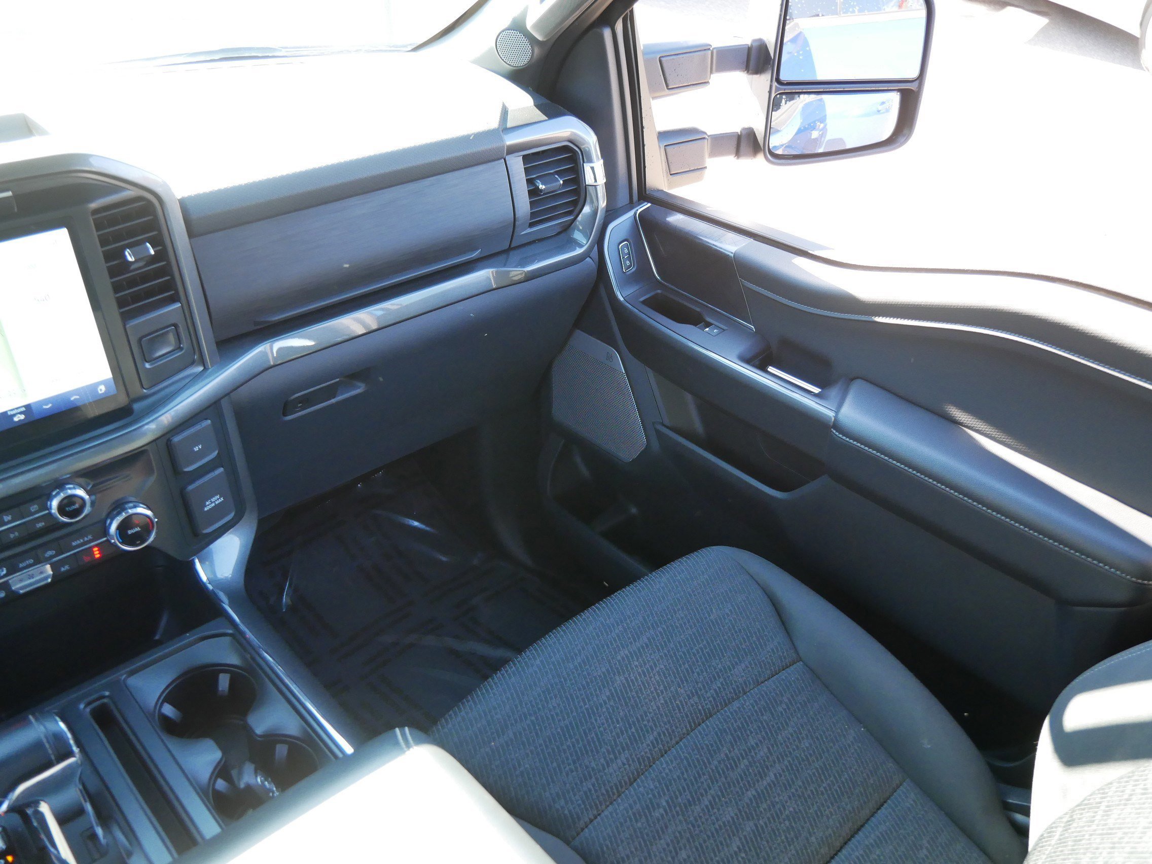 Certified 2022 Ford F150 XLT w/ Equipment Group 302A High image 21