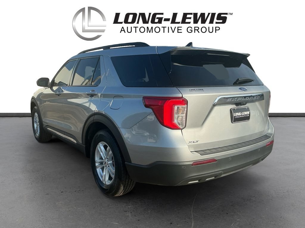 Certified 2023 Ford Explorer XLT RWD image 4