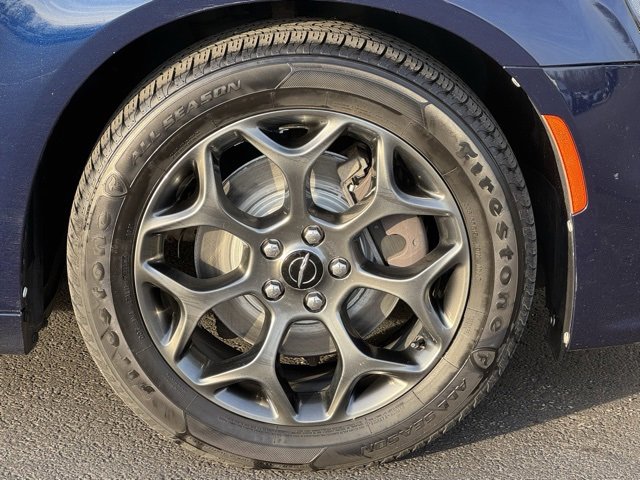 Used 2017 Chrysler 300 S w/ 300S Premium Group image 46