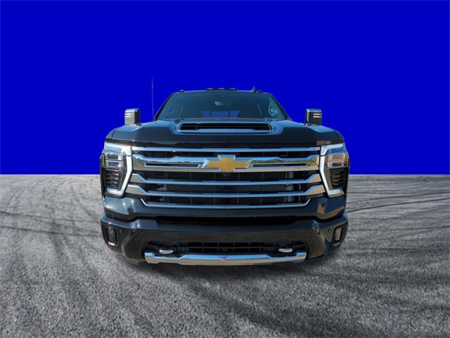 Used 2024 Chevrolet Silverado 3500 High Country w/ Technology Package image 9
