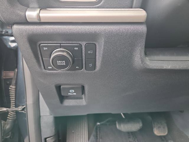 Certified 2025 Ford Expedition Active image 19