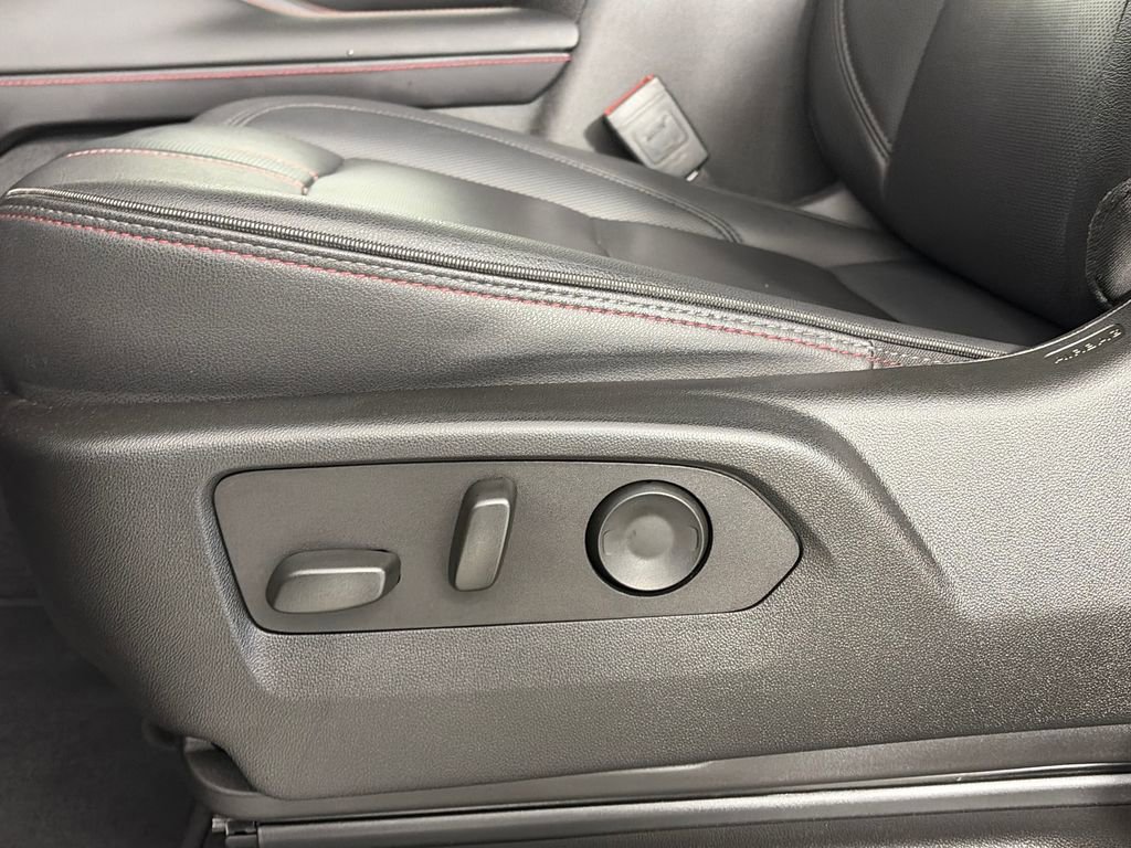 Used 2024 Chevrolet Tahoe RST w/ Luxury Package image 26