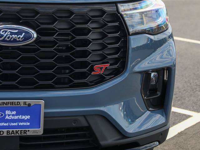 Certified 2025 Ford Explorer ST AWD/4WD image 7