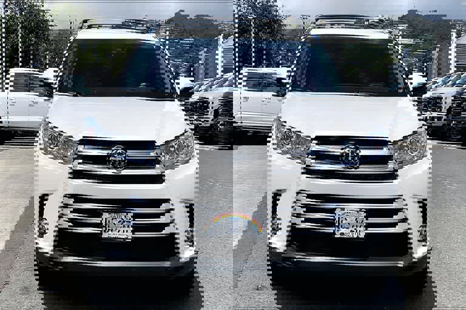 Used 2019 Toyota Highlander XLE FWD image 7