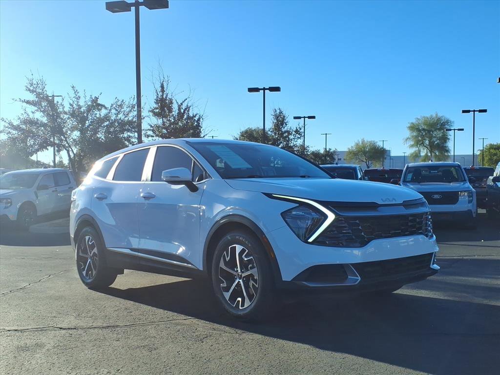 Used 2023 Kia Sportage EX image 8